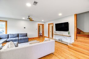 Charming Damascus Retreat w/ Deck & Creek Views!