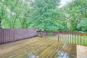 Charming Damascus Retreat w/ Deck & Creek Views!