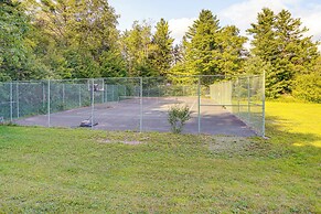 Spacious Wilmington Cabin: Walk to Lake