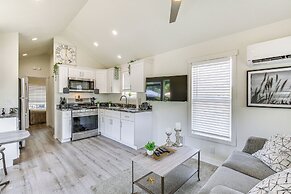 Southern Oregon Cabin: Fire Pit & Private Pond!