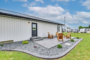 Charming Middlebury Retreat w/ Patio & Fire Pit