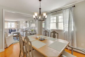 Walk to Beaches: Sunny East Haven Home w/ Grill