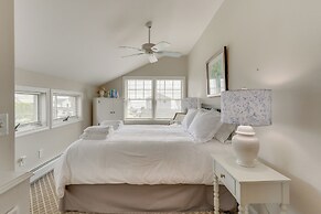 Walk to Beaches: Sunny East Haven Home w/ Grill