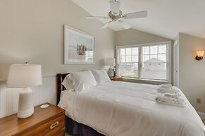 Walk to Beaches: Sunny East Haven Home w/ Grill