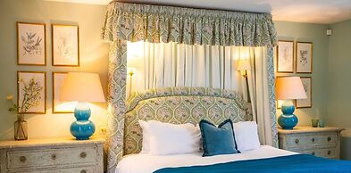 Luxurious Vineyard Hideaway At Stanlake Park