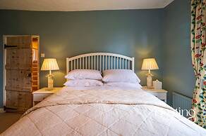 Bullocks Farm House in High Wycombe