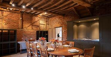 Bullocks Farm House in High Wycombe