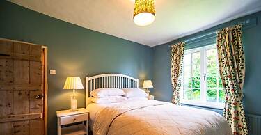 Bullocks Farm House in High Wycombe