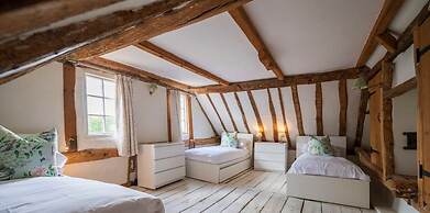 Bullocks Farm House in High Wycombe