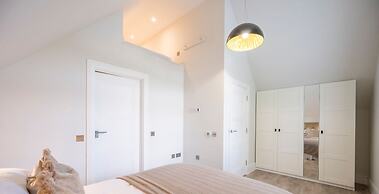 Honeybuzz Barn - Stunning 4-bed Rural Paradise