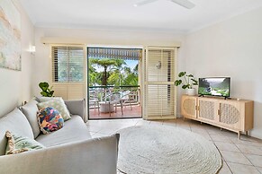 Cozy Waterfront - Free Parking Pool
