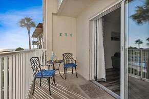 Beachfront Luxe Epic Ocean Views Sleeps 6