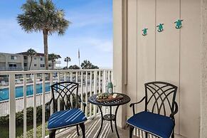 Beachfront Luxe Epic Ocean Views Sleeps 6