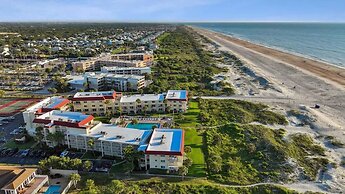 Beachfront Luxe Epic Ocean Views Sleeps 6