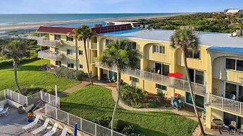 Beachfront Luxe Epic Ocean Views Sleeps 6