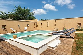 Villa Trtoja With Pool