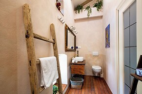 Villa Trtoja With Pool