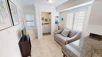 Inlet Reef 609 4 Bedroom Condo by RedAwning