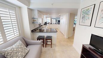 Inlet Reef 609 4 Bedroom Condo by RedAwning
