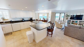 Inlet Reef 609 4 Bedroom Condo by RedAwning