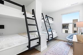 Beachcomber Bliss 8 Bedroom Townhouse