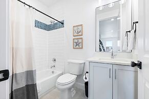 Beachcomber Bliss 8 Bedroom Townhouse