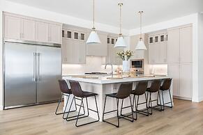 Beachcomber Bliss 8 Bedroom Townhouse