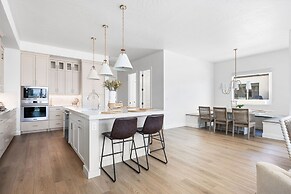 Beachcomber Bliss 8 Bedroom Townhouse