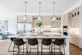 Beachcomber Bliss 8 Bedroom Townhouse