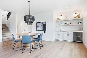 Beachcomber Bliss 8 Bedroom Townhouse