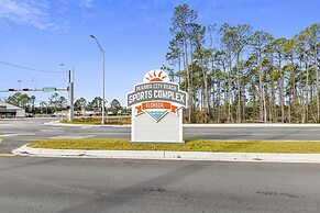 2340 Grand Oaks Ln 2 Bedroom Home by RedAwning