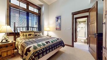 Woodwinds #1303 4 Bedroom Condo by RedAwning