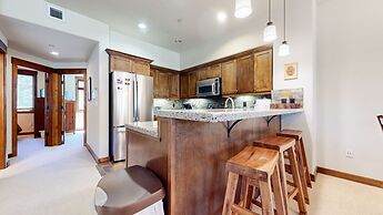 Woodwinds #1303 4 Bedroom Condo by RedAwning