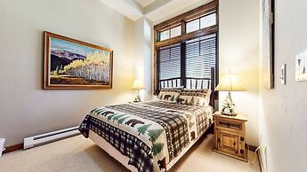 Woodwinds #1303 4 Bedroom Condo by RedAwning