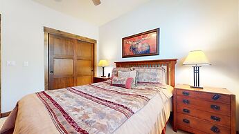 Woodwinds #1303 4 Bedroom Condo by RedAwning