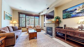 Woodwinds #1303 4 Bedroom Condo by RedAwning