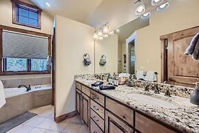 New Listing!! The Beaver Lodge At Breckenridge 3 Bedroom Home by RedAw