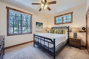 New Listing!! The Beaver Lodge At Breckenridge 3 Bedroom Home by RedAw