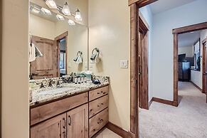 New Listing!! The Beaver Lodge At Breckenridge 3 Bedroom Home by RedAw