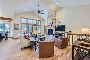 New Listing!! The Beaver Lodge At Breckenridge 3 Bedroom Home by RedAw
