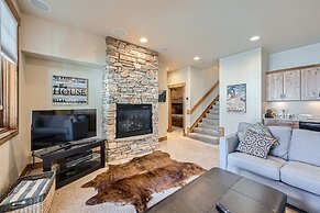 New Listing!! The Beaver Lodge At Breckenridge 3 Bedroom Home by RedAw