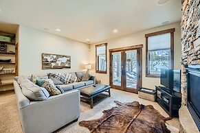 New Listing!! The Beaver Lodge At Breckenridge 3 Bedroom Home by RedAw