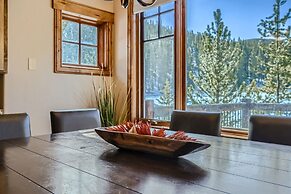 New Listing!! The Beaver Lodge At Breckenridge 3 Bedroom Home by RedAw