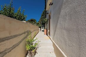 4008 Villa Edera by Barbarhouse