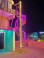 Raj Kamal Lodge