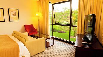 Phakalane Golf Estate Hotel & Convention