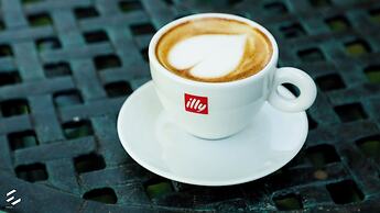 Phakalane Golf Estate Hotel & Convention