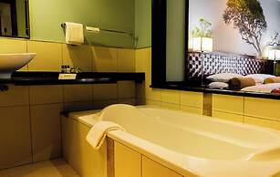 Phakalane Golf Estate Hotel & Convention