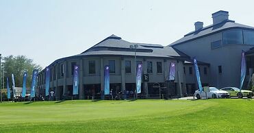 Phakalane Golf Estate Hotel & Convention