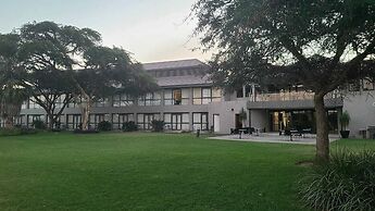 Phakalane Golf Estate Hotel & Convention